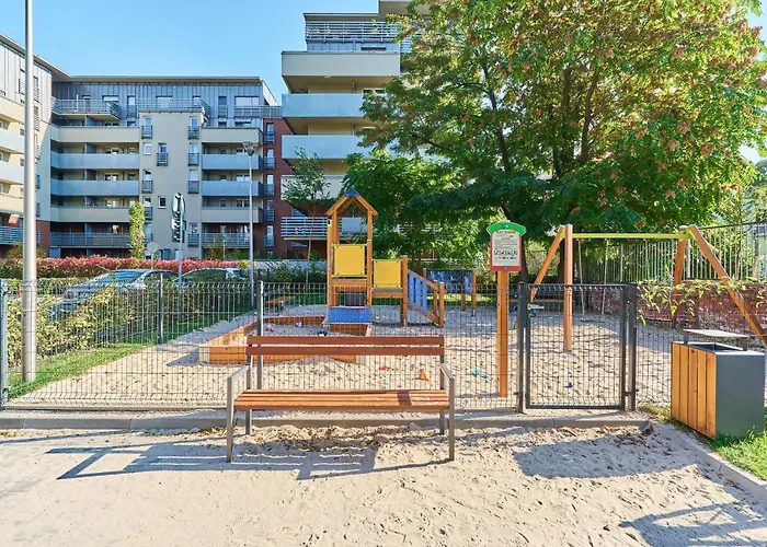 Nowa Teczowa Promenada Staromiejska By Renters *