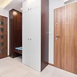 Nowa Teczowa Promenada Staromiejska By Renters شقة *
